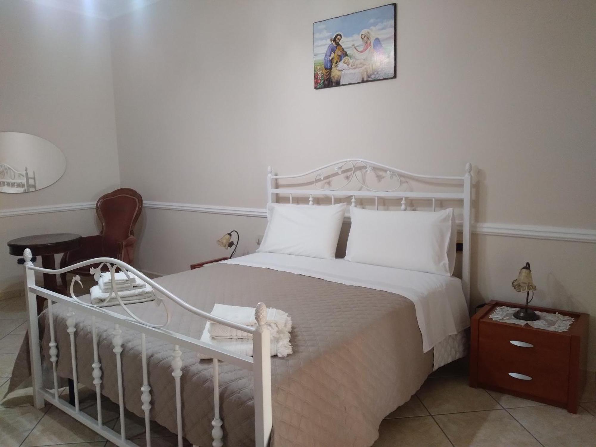 Bed and Breakfast Turisti A Casa Mia Santa Maria La Carita Экстерьер фото